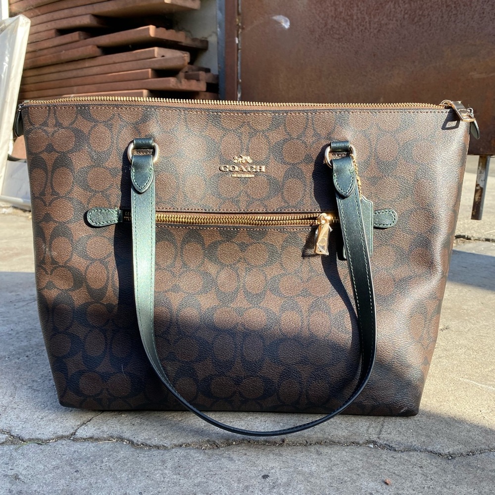 COACH GALLERY TOTE BAG